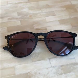 black rayban sunglasses